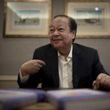 prem rawat tr kD0D 220x220abc